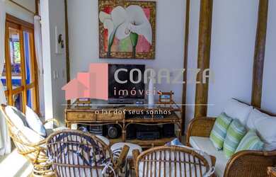 Imagem: A casa possui 5 Dormitórios, 4 Banheiros, 4 Vagas na garagem