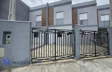 Imagem: A casa possui 2 Dormitórios, 2 Banheiros, 1 Vaga na garagem