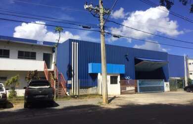 Imagem: O depósito possui 4 Banheiros, 10 Vagas na garagem, 2.734m²