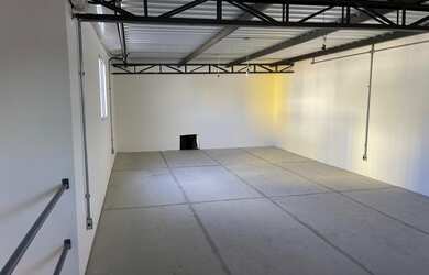 Imagem 8: salão jundiaí, 2 banheiro na Rua Vitória Colombo Rossi 36a