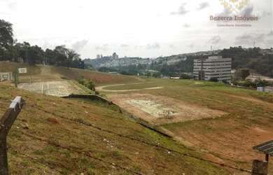 Imagem: O terreno possui 37.000m² de Área e está localizado em Taboão
