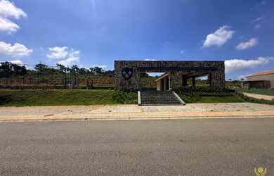 Imagem: O terreno possui 300m² de Área e está localizado em Jardim