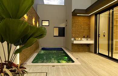 Imagem: A casa possui 4 Dormitórios, 2 Suítes, 3 Banheiros, 3 Vagas