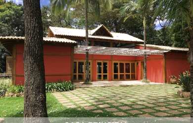 Imagem: A fazenda possui 7 Dormitórios, 5 Suítes, 7 Banheiros, 10