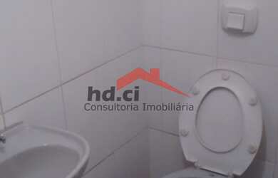 Imagem 8: Galpão/Salão 400 mts2 total, mezanino, 4 salas de escritório com ar condicionado, 3 banhei