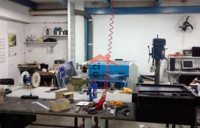 Imagem 9: Galpão/Salão 400 mts2 total, mezanino, 4 salas de escritório com ar condicionado, 3 banhei