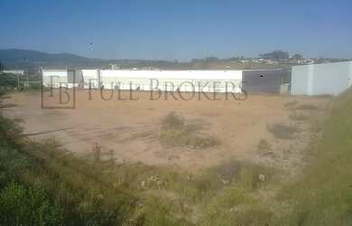 Imagem: O terreno possui 6.320m² de Área Privada e está localizado