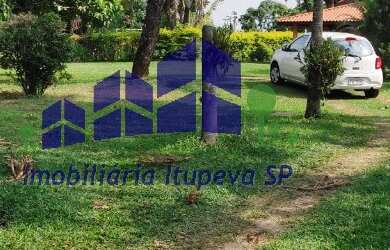 Imagem: O terreno possui 5.000m² de Área Privada e está localizado