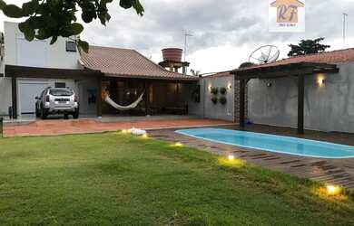 Imagem 1: SOBRADO RESIDENCIAL em Pontal do Paraná - PR, Balneário Santa Terezinha