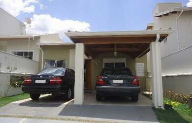 Imagem: A casa em condomínio possui 3 Dormitórios, 1 Suíte, 2 Banheiros