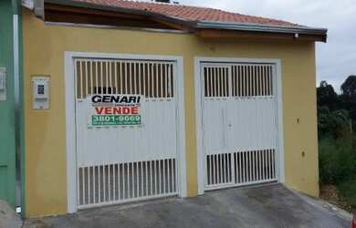 Imagem: A casa possui 2 Dormitórios, 1 Suíte, 2 Banheiros, 2 Vagas