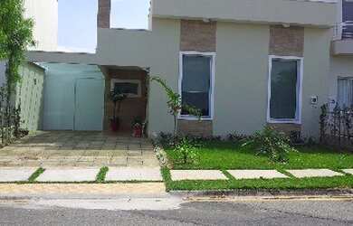 Imagem: A casa em condomínio possui 3 Dormitórios, 3 Suítes, 4 Banheiros