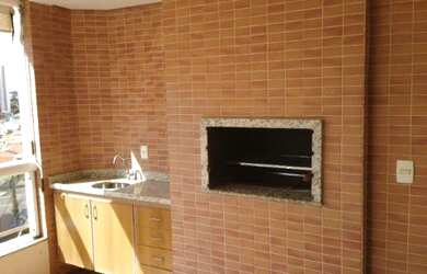 Imagem: O apartamento possui 2 Dormitórios, 1 Suíte, 2 Banheiros