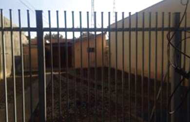 Imagem: A casa possui 2 Dormitórios, 300m² de Área e está localizado