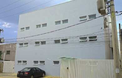 Imagem: O depósito possui 1.000m² de Área e está localizado em