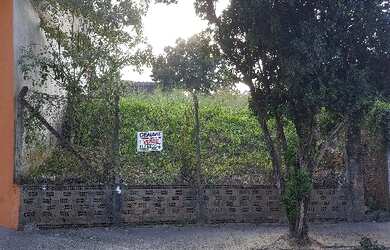 Imagem: O terreno possui 453m² de Área Privada e está localizado