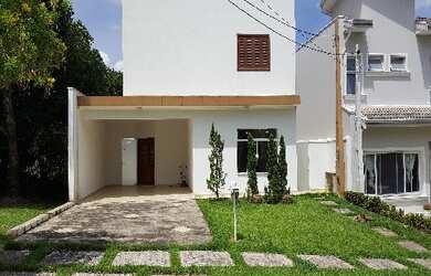 Imagem: A casa em condomínio possui 3 Dormitórios, 2 Banheiros, 4