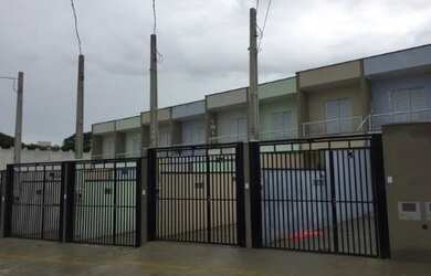 Imagem: A casa possui 2 Dormitórios, 2 Suítes, 125m² de Área e