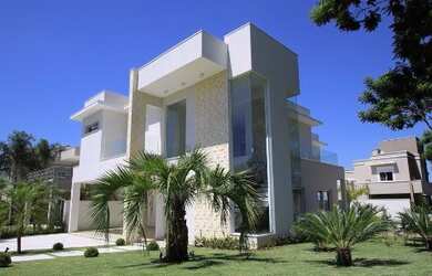 Imagem: A casa em condomínio possui 5 Dormitórios, 514m² de Área