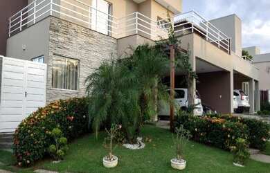 Imagem: A casa em condomínio possui 4 Dormitórios, 2 Banheiros, 5