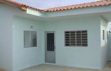 Imagem: A casa possui 1 Dormitório, 1 Banheiro, 154m² de Área, 30m²