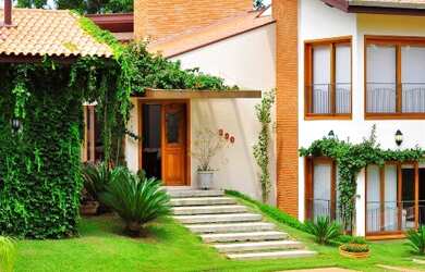 Imagem: A chácara possui 4 Dormitórios, 4 Suítes, 3 Banheiros, 2.600m²