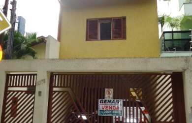 Imagem: A casa possui 3 Dormitórios, 1 Suíte, 3 Banheiros, 2 Vagas