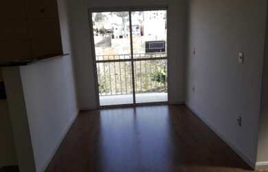 Imagem: O apartamento possui 2 Dormitórios, 1 Banheiro, 2 Vagas na