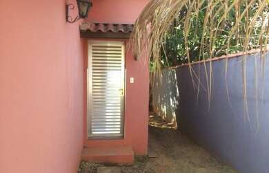 Imagem: A chácara possui 2 Dormitórios, 2 Banheiros, 1.000m² de Área