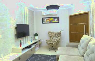 Imagem: A casa possui 3 Dormitórios, 1 Suíte, 3 Banheiros, 2 Vagas