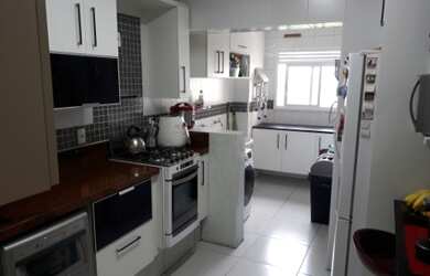 Imagem: O apartamento possui 3 Dormitórios, 1 Suíte, 2 Banheiros