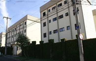 Imagem: O apartamento possui 2 Dormitórios, 1 Banheiro e 52m² de Área