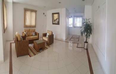 Imagem: O apartamento possui 2 Dormitórios, 1 Suíte, 2 Banheiros