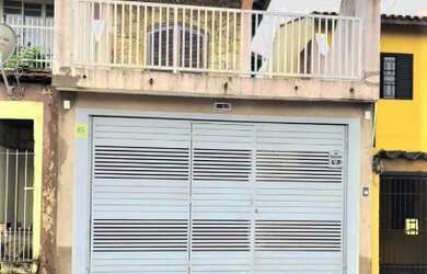 Imagem: A casa possui 3 Dormitórios, 1 Suíte, 2 Banheiros, 2 Vagas