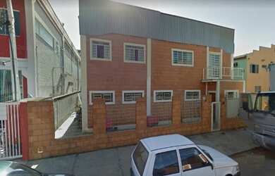 Imagem: O depósito possui 6 Banheiros e 1000m² de Área e está localizado