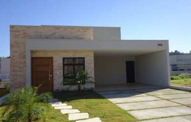 Imagem: A casa em condomínio possui 3 Dormitórios, 1 Suíte, 3 Banheiros