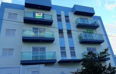 Imagem: O apartamento possui 2 Dormitórios, 1 Suíte, 2 Banheiros