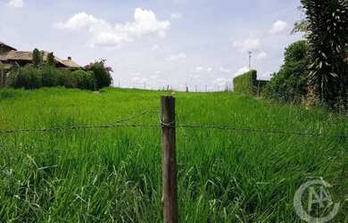 Imagem: O terreno possui 1.320m² de Área Privada e está localizado