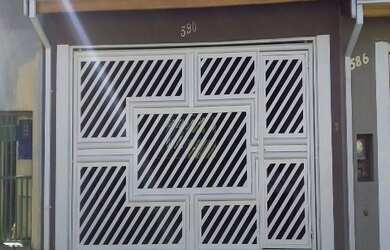 Imagem: A casa possui 3 Dormitórios, 1 Suíte, 2 Banheiros, 2 Vagas