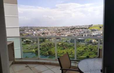 Imagem: O apartamento possui 4 Dormitórios, 2 Suítes, 4 Banheiros