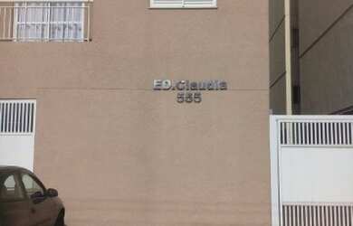 Imagem: O apartamento possui 2 Dormitórios, 1 Suíte, 2 Banheiros