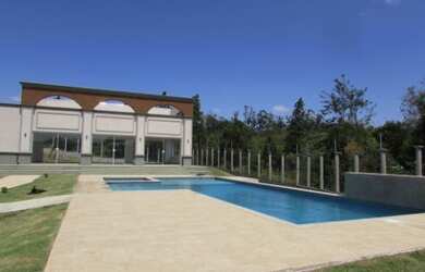 Imagem: O terreno possui 442m² de Área Privada e está localizado