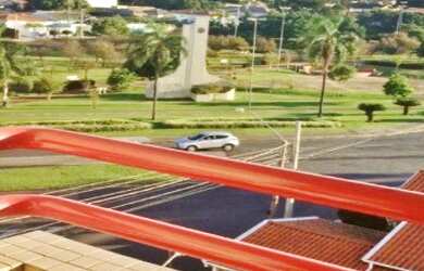 Imagem: O apartamento possui 3 Dormitórios, 1 Suíte, 3 Banheiros