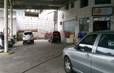 Imagem: A sala comercial possui 5 Banheiros, 15 Vagas na garagem, 1.092m²