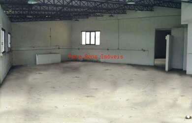 Imagem: O depósito possui 595m² de Área Privada e está localizado