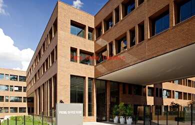 Imagem: A sala comercial possui 3 Dormitórios, 1 Banheiro, 1 Vaga na