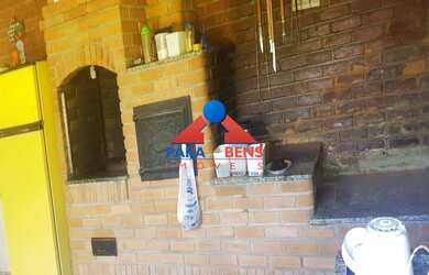 Imagem: A chácara possui 3 Dormitórios, 1 Suíte, 4 Banheiros, 2.490m²