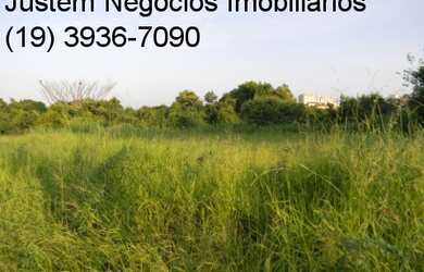 Imagem: O terreno possui 2862m² de Área Privada e está localizado