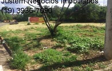 Imagem: O terreno possui 1.716m² de Área Privada e está localizado