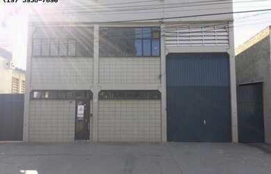 Imagem: O depósito possui 1000m² de Área e está localizado em Recreio